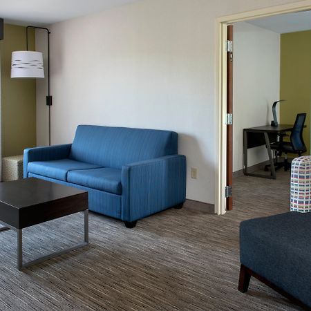 Holiday Inn Express Great Barrington By Ihg מראה חיצוני תמונה