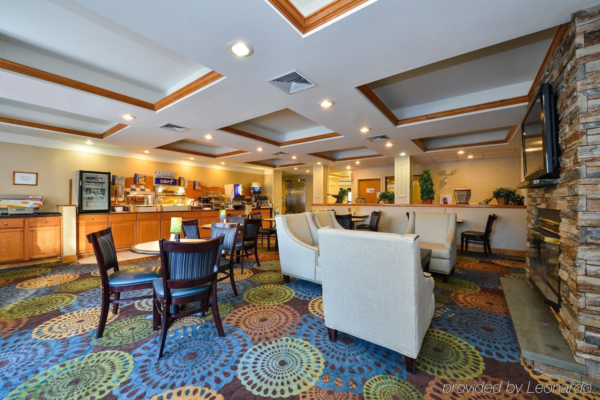 Holiday Inn Express Great Barrington By Ihg מראה חיצוני תמונה